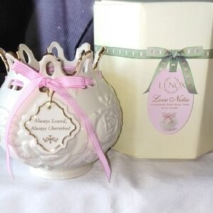 Lenox Love Notes Vase - White and Gold